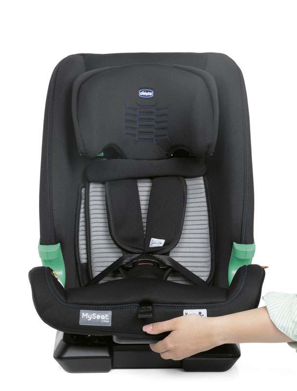Siège-auto MySeat i-Size Air groupe 1/2/3 Black Air Chicco réglage harnais