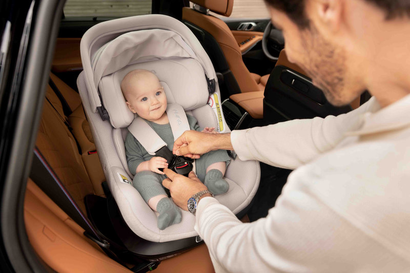 Siège-auto PRUU aire Biscotti Nuna lifestyle 3