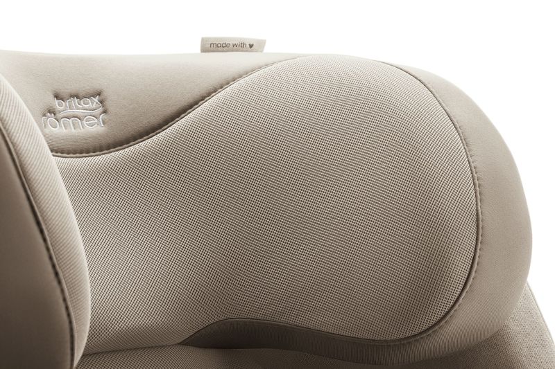 Siège-auto SAFEFIX i-Size groupe 2/3 Style Teak Britax tétière 1