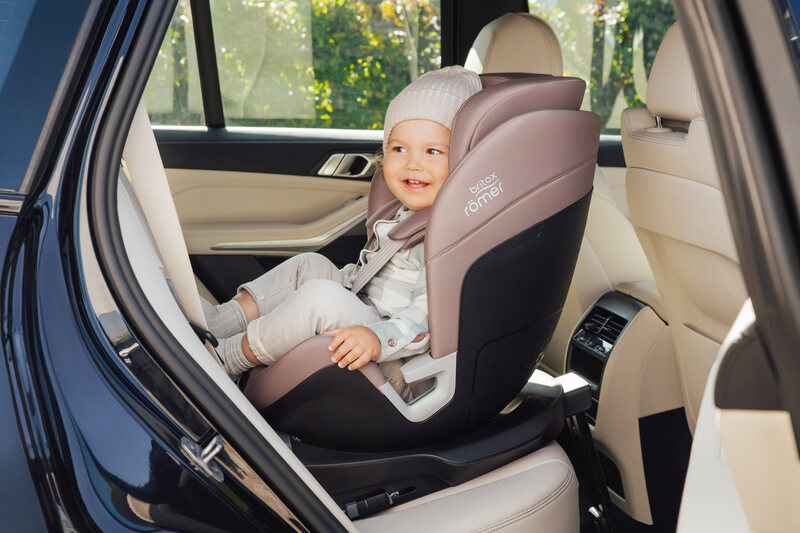Siège-auto Swivel i-Size groupe 0/1/2  Britax lifestyle3