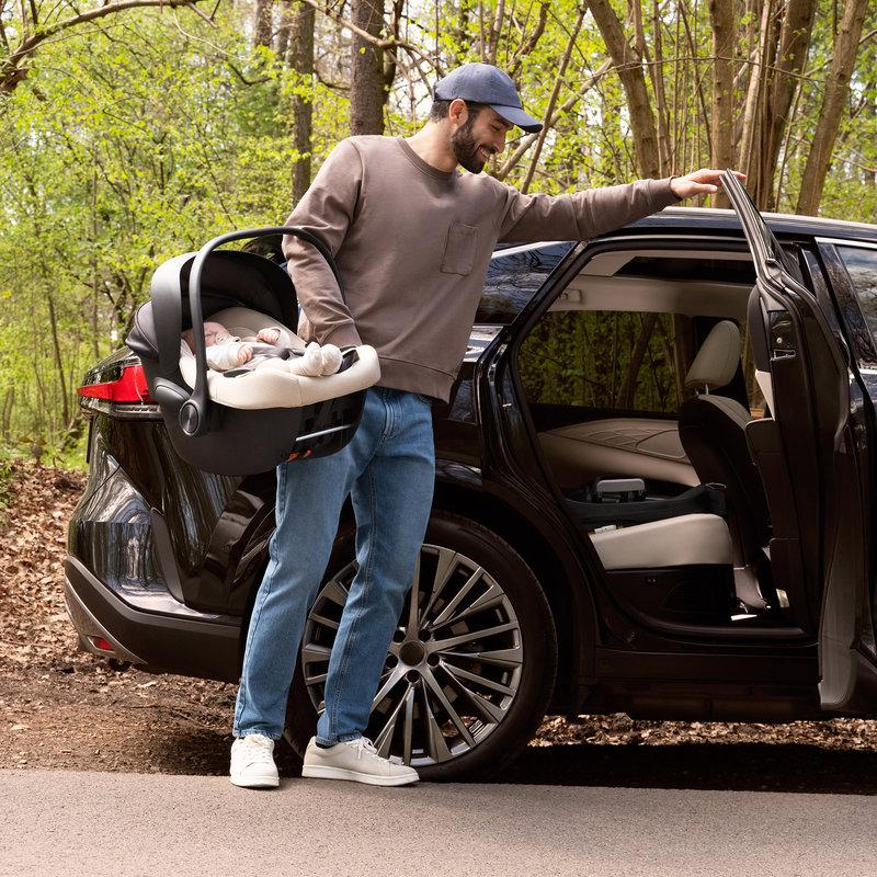 Siège-auto I-Lite i-Size + Base Endura Safe Fx Beige KINDERKRAFT lifestyle 2