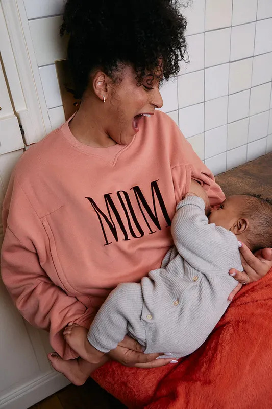 Sweatshirt d'allaitement MOM d'Amour Tajine Banane lifestyle 1