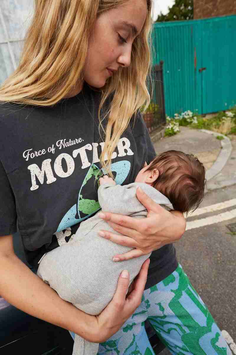 T-shirt d'allaitement Mother Earth Tajine Banane lifestyle3