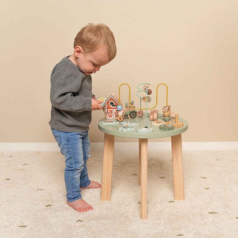 Table d'activités en bois FSC Little Farm Little Dutch lifestyle 2