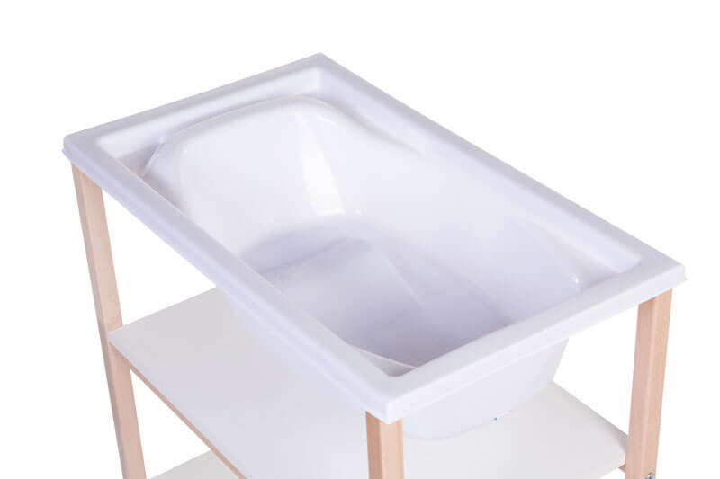 Table à langer avec baignoire et roues Blanc Naturel Childhome dessus baignoire