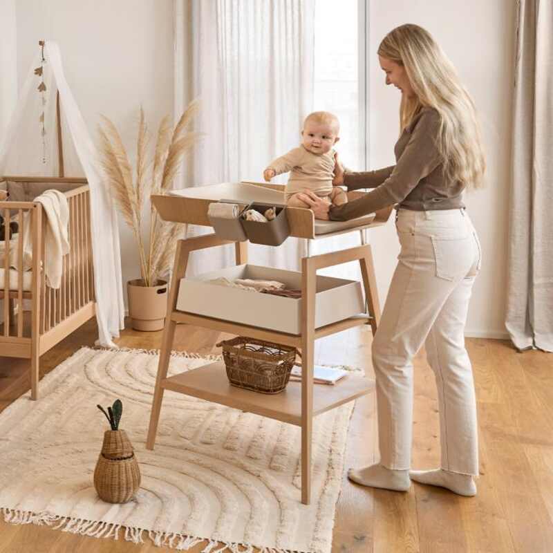 Table à langer avec matelas Linea bois de chêne Leander lifestyle