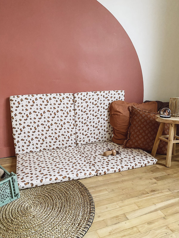 Tapis de motricité Leopard Candide lifestyle 10