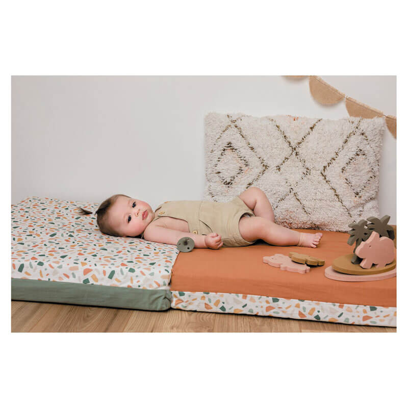 Tapis de motricité Terrazzo Candide ambiance