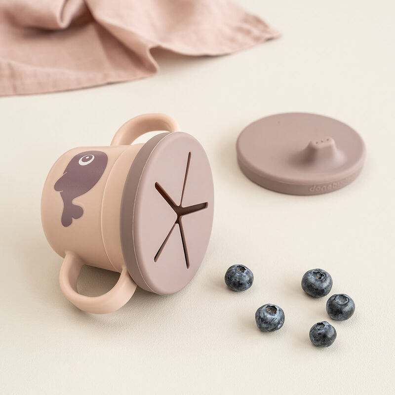 Tasse d'apprentissage & snack Foodie Wally Rose Done by Deer lifestyle2