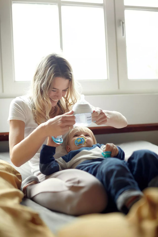 Tasse d’apprentissage natural response Phillips Avent lifestyle 2