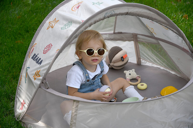 Tente Anti-UV, Haute Protection, UPF50+, Ventilation, Evolutive, Aire de Jeux, 0-24Mois, Breezynest Beaba lifestyle 1