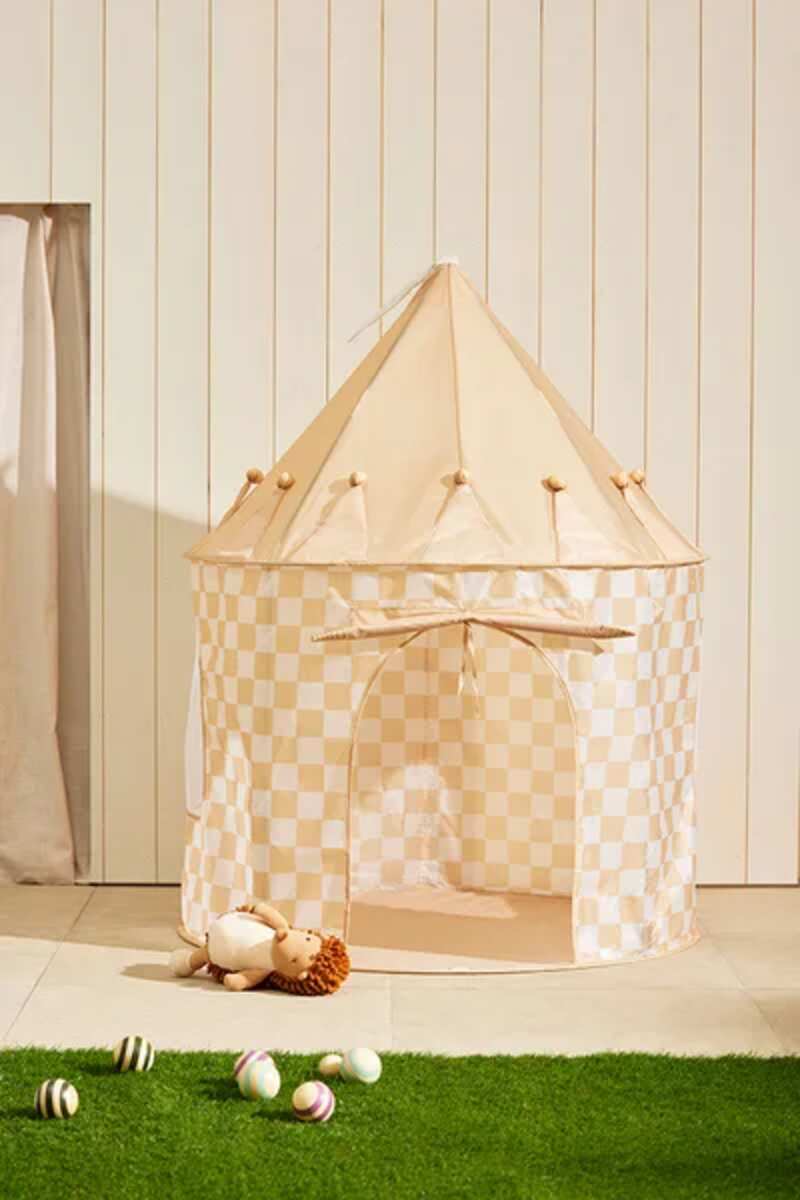 Tente de jeu colorée jaune à carreaux Kids Concept lifestyle3