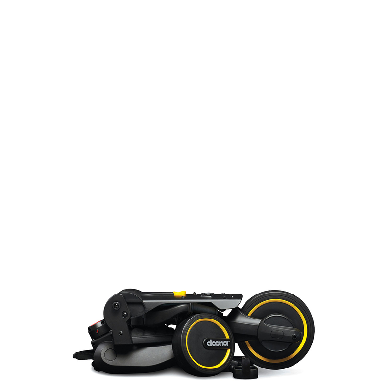 Tricycle Liki Trike Edition spéciale Midnight Doona plie