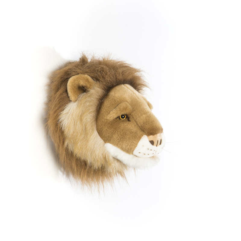 Trophée Peluche Lion Cesar WILD AND SOFT cote gauche