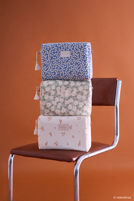 Trousse de toilette Diva Opera Yellow lily Nobodinoz lifestyle