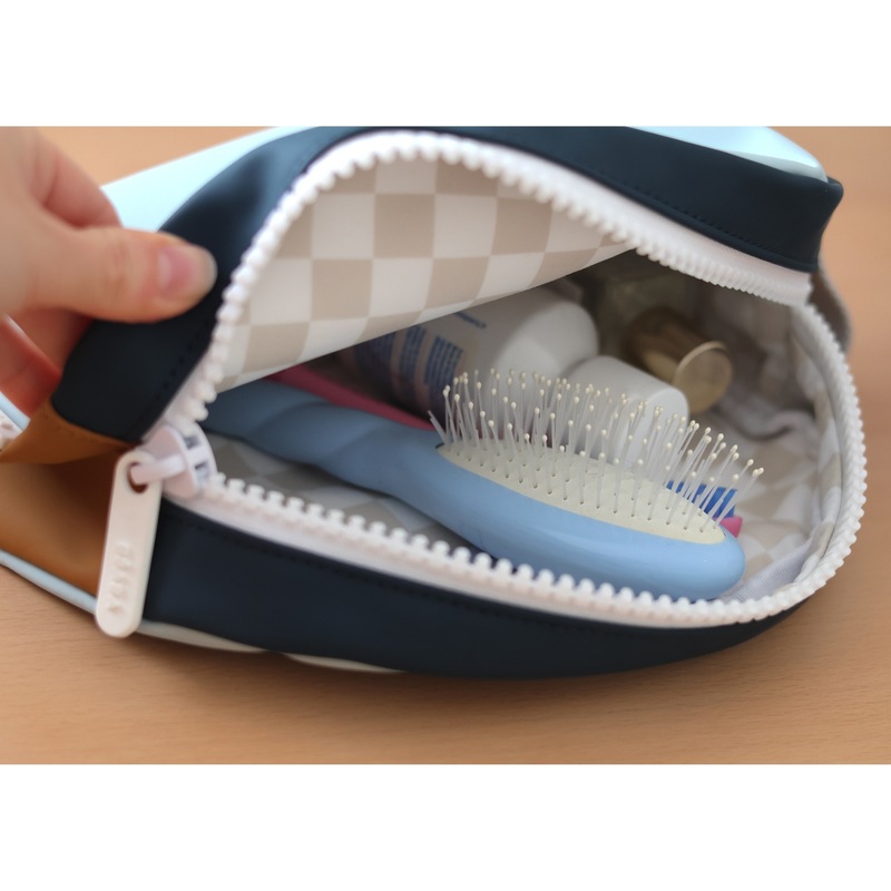 Trousse de Toilette Faro BEABA Produit lifestyle