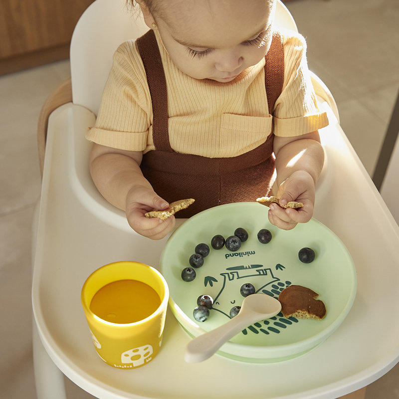 Vaisselle en silicone Meal Set Forest pour bébé Miniland lifestyle 2