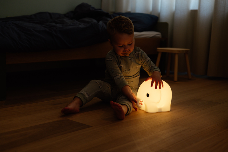 Veilleuse First Light Rechargeable Elephant Mr Maria lifestyle 2