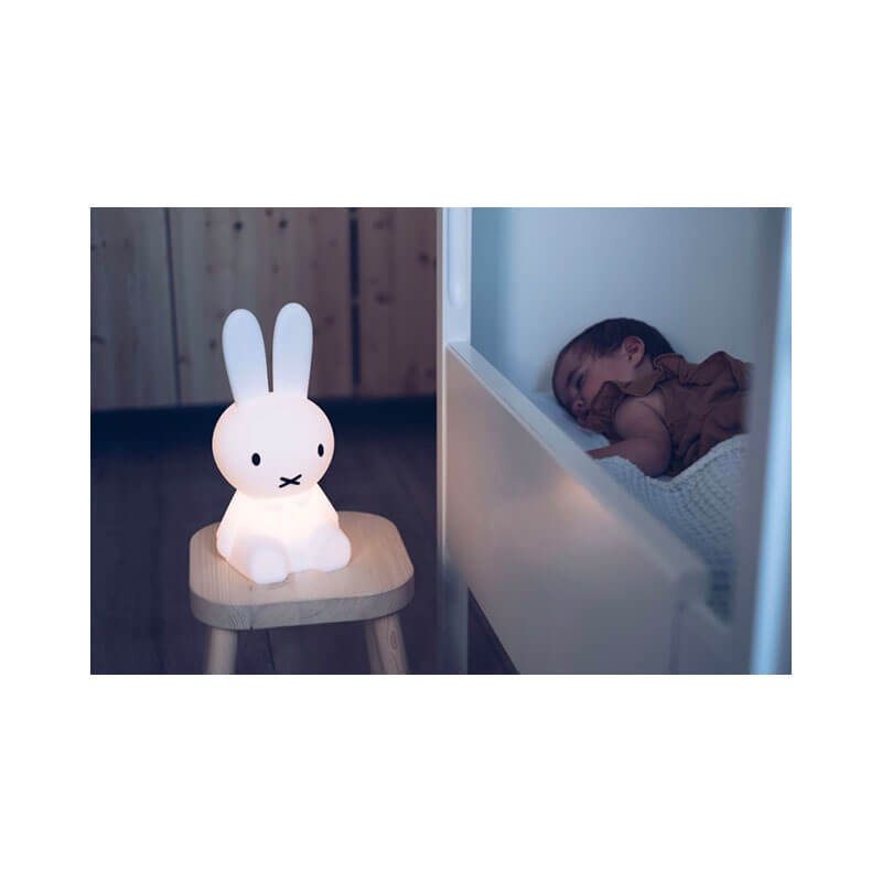 Veilleuse First Light Rechargeable Miffy Mr Maria allumée