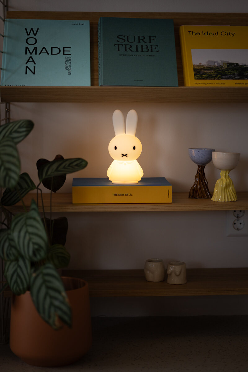 Veilleuse tactile Miffy Shine MR Maria lifestyle5
