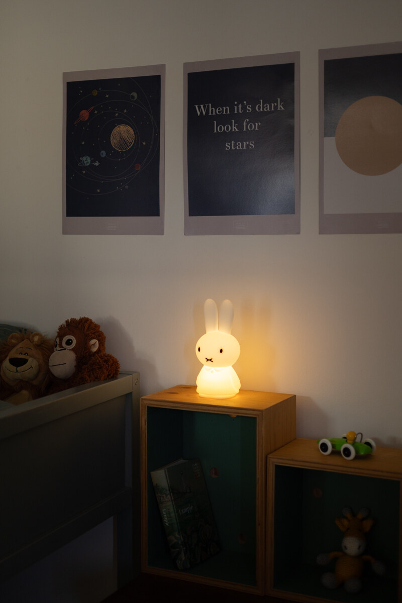 Veilleuse tactile Miffy Shine MR Maria lifestyle3