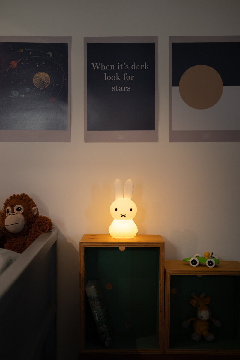 Veilleuse tactile Miffy Shine MR Maria lifestyle2