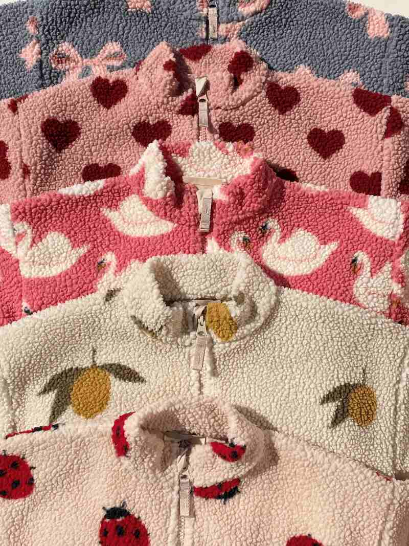 Veste Teddy Jody Coccinelle Konges Slojd lifestyle3