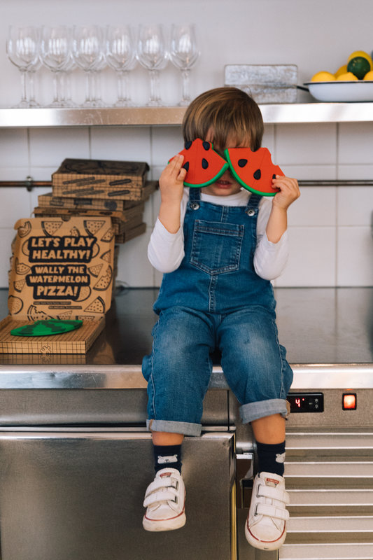 Wally the Watermelon Pizza Puzzle Oli & Carol lifestyle 3