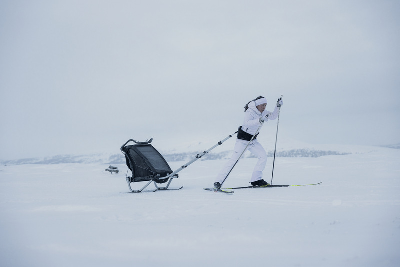 XC Ski Kit pour Chariot Thule lifestyle2